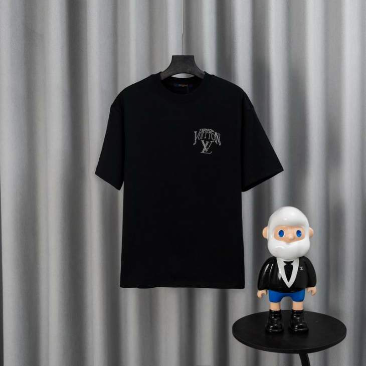 Picture of Louis Vuitton T Shirts Short _SKULVS-2XLaztxQ2867828